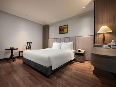 Standard Queen Room — Minasi Premium Hotel